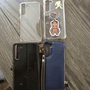 Clear and Blue Phone Case Set with Character Design